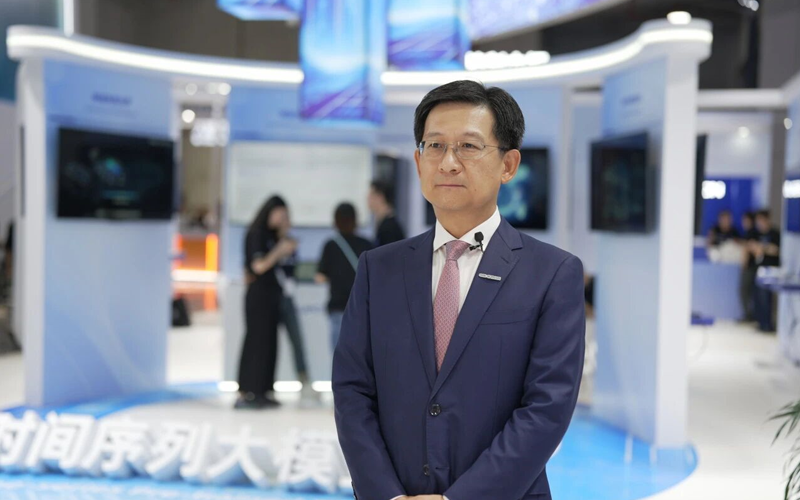 崔山受新华社专访：以工业具身智能沉构出产力，引领流程工业智能化升级